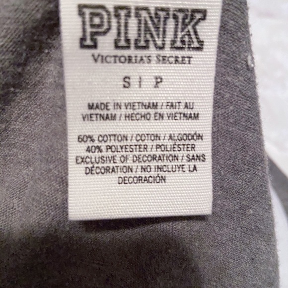 SOLD<<<<<<<<<<PINK <<💕Victoria Secret bundle! 💕 - Picture 3 of 3